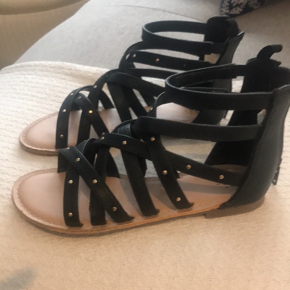 GAP GIRLS BLACK LEATHER STRAPPY SANDALS size 1 - Picture 5 of 8